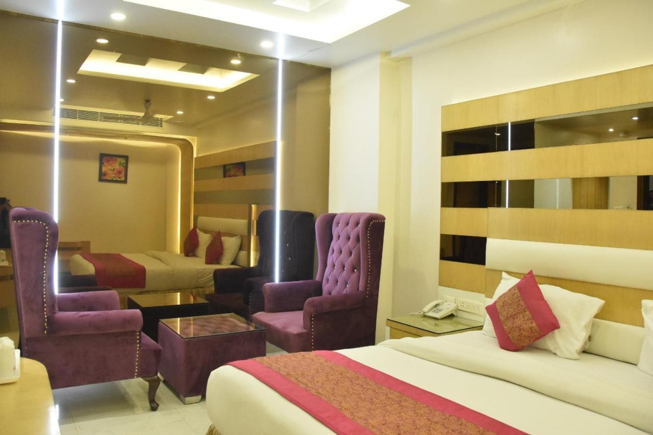 Hotel Aman Continental - 2Mins From Railway Station And 5 Mins From Metro Neu-Delhi Exterior foto
