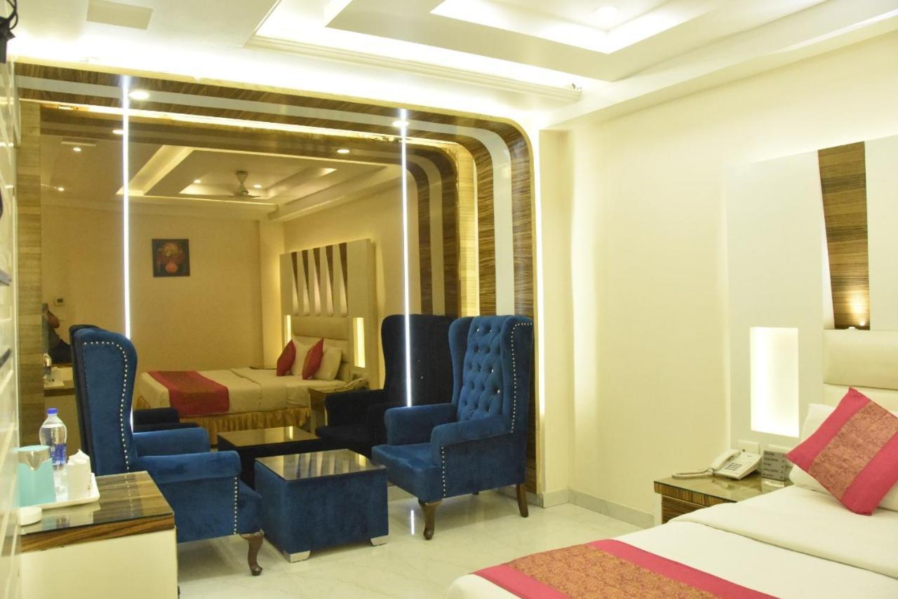 Hotel Aman Continental - 2Mins From Railway Station And 5 Mins From Metro Neu-Delhi Exterior foto