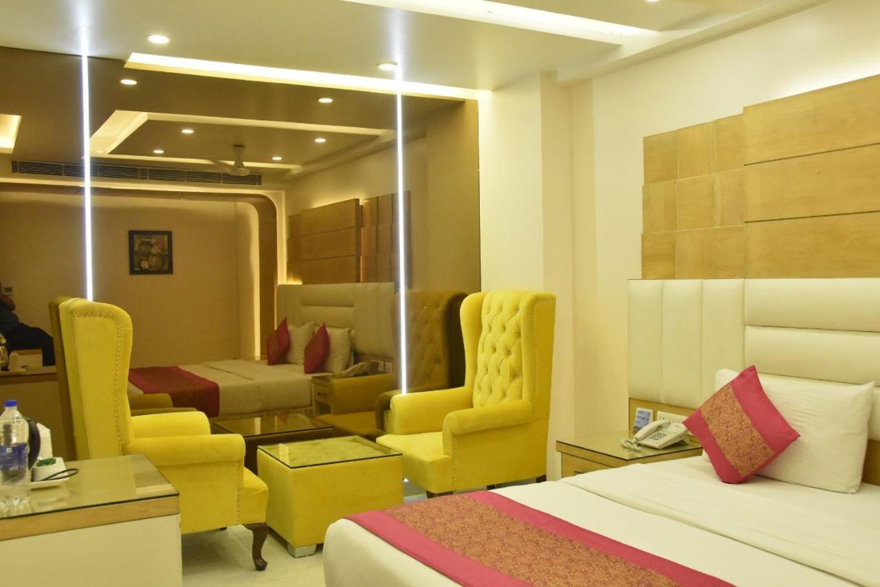 Hotel Aman Continental - 2Mins From Railway Station And 5 Mins From Metro Neu-Delhi Exterior foto