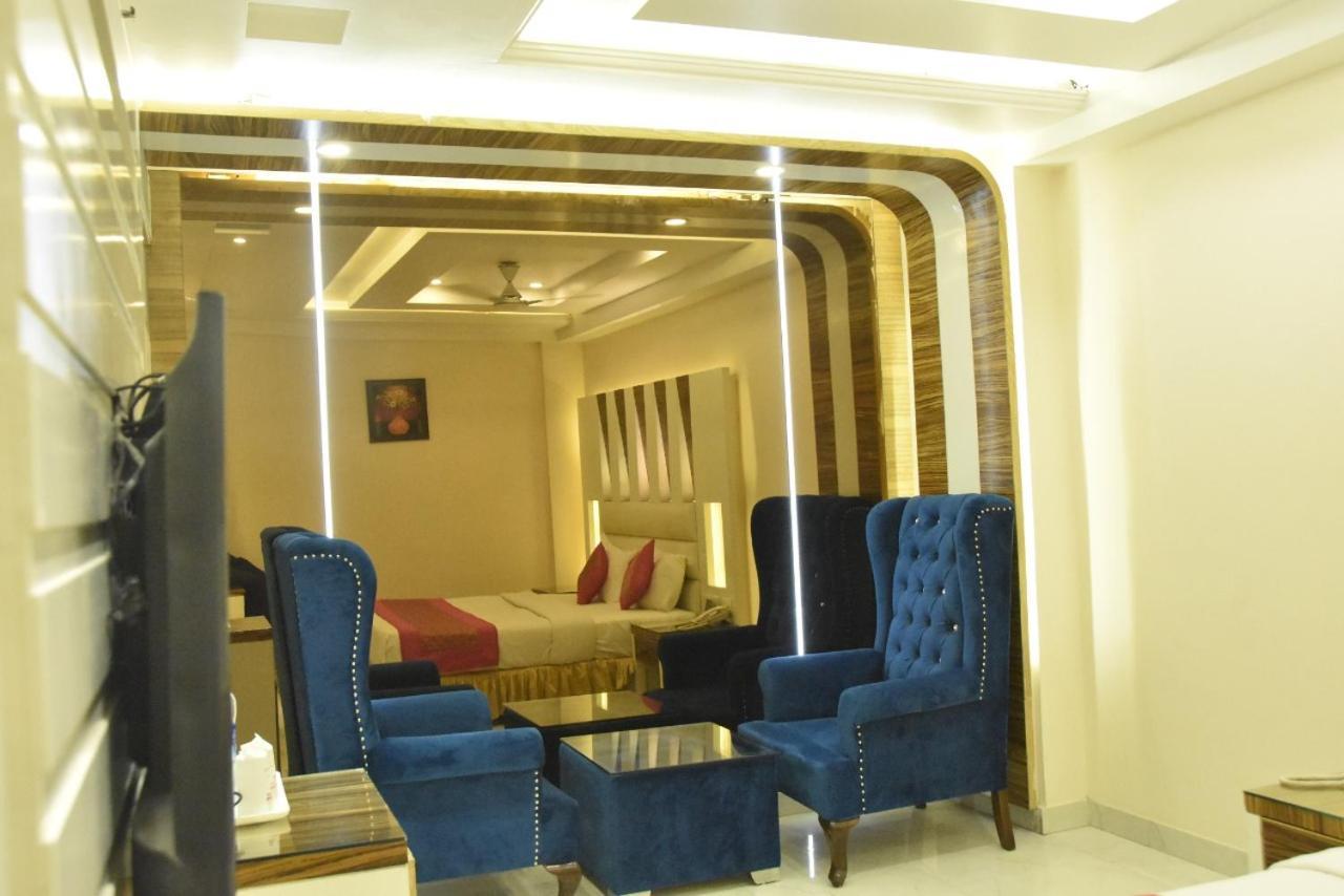 Hotel Aman Continental - 2Mins From Railway Station And 5 Mins From Metro Neu-Delhi Exterior foto