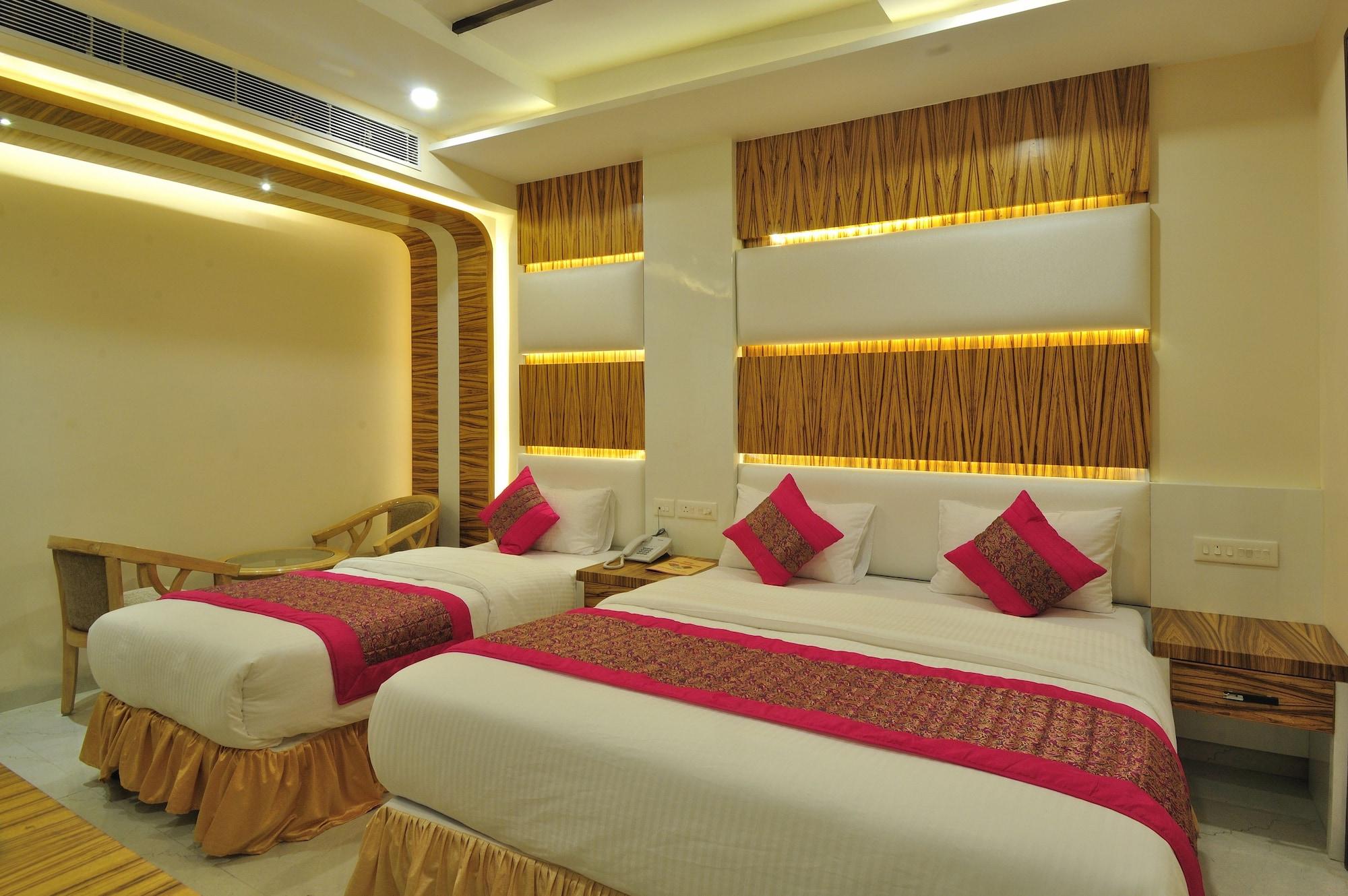 Hotel Aman Continental - 2Mins From Railway Station And 5 Mins From Metro Neu-Delhi Exterior foto